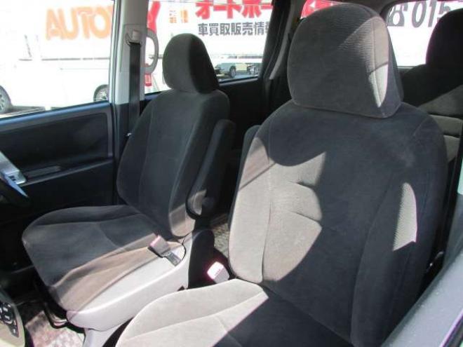 ノア2.0 X 4WD　両側パワースライドドア/フルセグTV/バックカメラ/フリップダウンモニター/2列目回転シート/スマートキー/ 2000