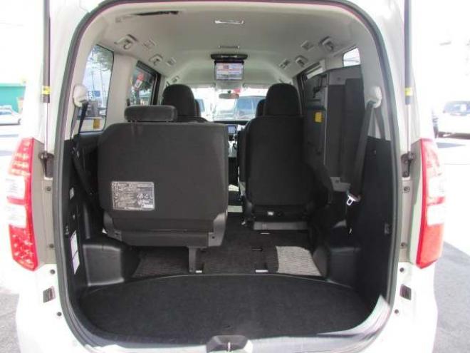 ノア2.0 X 4WD　両側パワースライドドア/フルセグTV/バックカメラ/フリップダウンモニター/2列目回転シート/スマートキー/ 2000