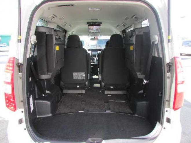 ノア2.0 X 4WD　両側パワースライドドア/フルセグTV/バックカメラ/フリップダウンモニター/2列目回転シート/スマートキー/ 2000