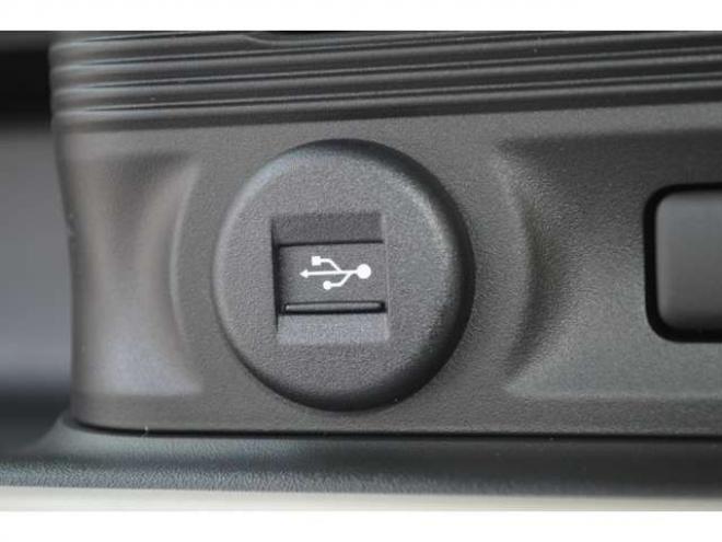 ワゴンRスマイルハイブリッド X 4WD　クリームコーデ全方位モニターナビコネクト 登録済未使用車 660