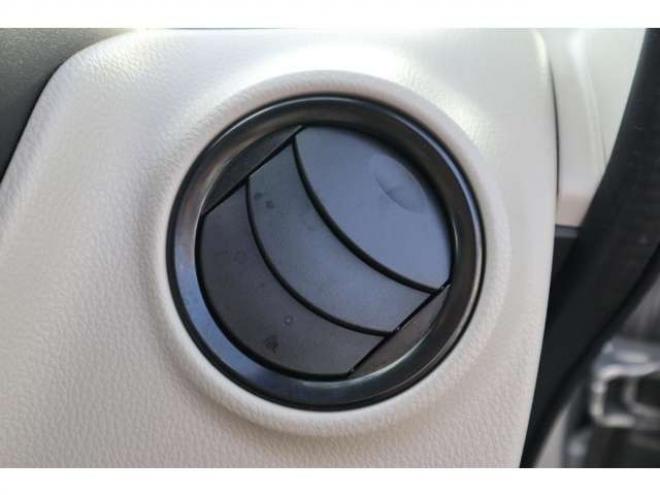 デイズS 4WD　CDプレイヤー　エマージェンシーブレーキ　運転席シートヒーター　踏み間違い衝突防止アシスト 660