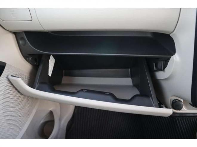 デイズS 4WD　CDプレイヤー　エマージェンシーブレーキ　運転席シートヒーター　踏み間違い衝突防止アシスト 660