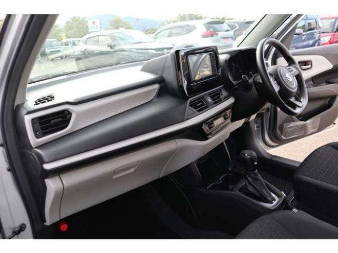 スイフト1.2 XG 4WD　純正7インチワイドナビ　LEDヘッドライト　シートヒーター　ブラインドスポットモニター 1200