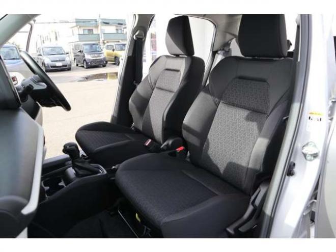 スイフト1.2 XG 4WD　純正7インチワイドナビ　LEDヘッドライト　シートヒーター　ブラインドスポットモニター 1200