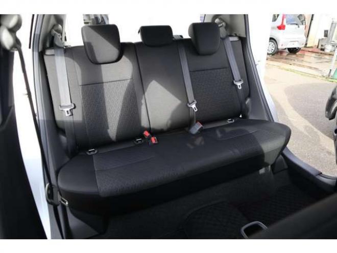 スイフト1.2 XG 4WD　純正7インチワイドナビ　LEDヘッドライト　シートヒーター　ブラインドスポットモニター 1200