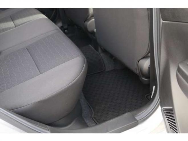 スイフト1.2 XG 4WD　純正7インチワイドナビ　LEDヘッドライト　シートヒーター　ブラインドスポットモニター 1200