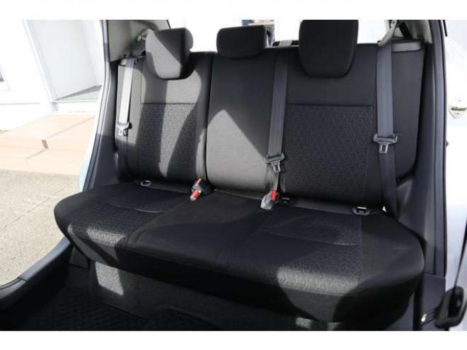 スイフト1.2 XG 4WD　純正7インチワイドナビ　LEDヘッドライト　シートヒーター　ブラインドスポットモニター 1200
