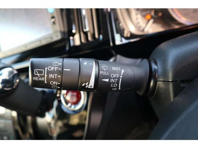 N-WGNカスタムG ターボパッケージ 4WD　純正ワンセグナビ　バックカメラ　ETC　オートライト　HIDヘッドライト　パドルシフト　シートヒーター 660