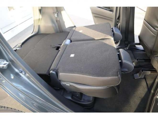 N-WGNカスタムG ターボパッケージ 4WD　純正ワンセグナビ　バックカメラ　ETC　オートライト　HIDヘッドライト　パドルシフト　シートヒーター 660