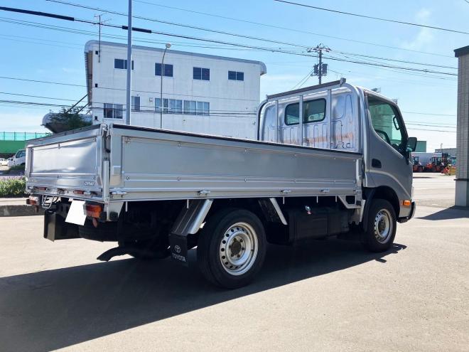 ダイナ中古　シングルジャストロー4WD　平ボディ