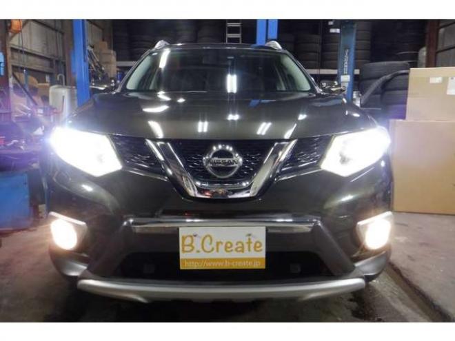 エクストレイル2.0 20X エクストリーマーX エマージェンシーブレーキ パッケージ 2列車 4WD　ナビ・B/T・SR・TV・全方位カメラ・ETC・本州仕入・修復歴無・USB・パワーバックドア・ブラインドスポット・サンルーフ・LEDヘッドライト 2000
