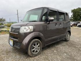 N-BOX　GLパッケージ 4WD 660 5Dr