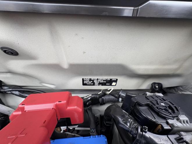 ハスラーHUSTLER  4WD　Ｇ HID TURBO　S-エナチャージです。　TURBOです。　寒冷地仕様　HIDバージョン　純正エアンスタ　レーザーブレーキ　ＶＳＣ　AUTOライトAC シートヒーター　スマートキーBluetoothフルセグナビ　フロントブレーキローター交換エンジンオイル交換CVTオイル交換 4WD 660 5Dr