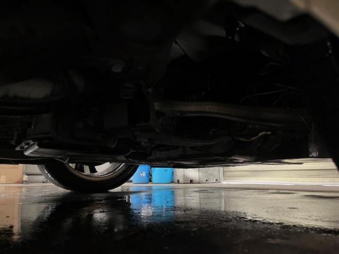 レヴォーグ２．０ＧＴ－Ｓアイサイト　スバルＤＩＴツインカムターボ　本州仕入　寒冷地仕様　禁煙車　ＳＴｉフロントスポイラー　衝突軽減システム　車線逸脱警報　レーダークルーズコントロール　純正１８インチＡＷ　社外１７ＡＷ＋スタッドレスタイヤ付　カロッツェリアナビ（フルセグ地デジ　ＤＶＤ再生　Ｂｌｕｅｔｏｏｔｈ）＋バックカメラ　ＬＥＤヘッドライト　純正ブラックレザーシート　オプション５連デイライト　両席シートヒーター　両席パワーシート　アイドリングストップ　パドルシフト　ＥＴＣ 4WD 2000 5Dr