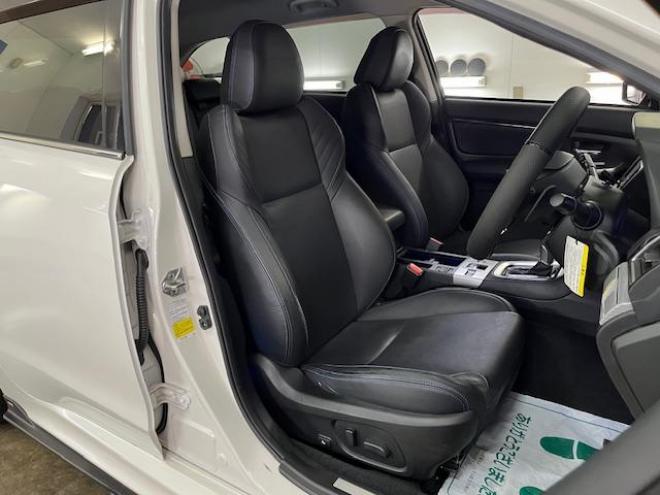 レヴォーグ２．０ＧＴ－Ｓアイサイト　スバルＤＩＴツインカムターボ　本州仕入　寒冷地仕様　禁煙車　ＳＴｉフロントスポイラー　衝突軽減システム　車線逸脱警報　レーダークルーズコントロール　純正１８インチＡＷ　社外１７ＡＷ＋スタッドレスタイヤ付　カロッツェリアナビ（フルセグ地デジ　ＤＶＤ再生　Ｂｌｕｅｔｏｏｔｈ）＋バックカメラ　ＬＥＤヘッドライト　純正ブラックレザーシート　オプション５連デイライト　両席シートヒーター　両席パワーシート　アイドリングストップ　パドルシフト　ＥＴＣ 4WD 2000 5Dr