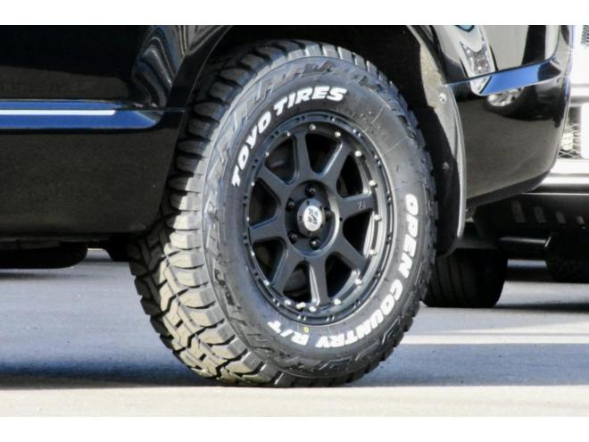 デリカD:5　4WD　ワンオーナー　TOYOオープンカントリーR/T　235/70R16　新品フロントガード　純正エンジンスターター