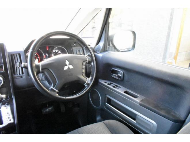 デリカD:5　4WD　ワンオーナー　TOYOオープンカントリーR/T　235/70R16　新品フロントガード　純正エンジンスターター