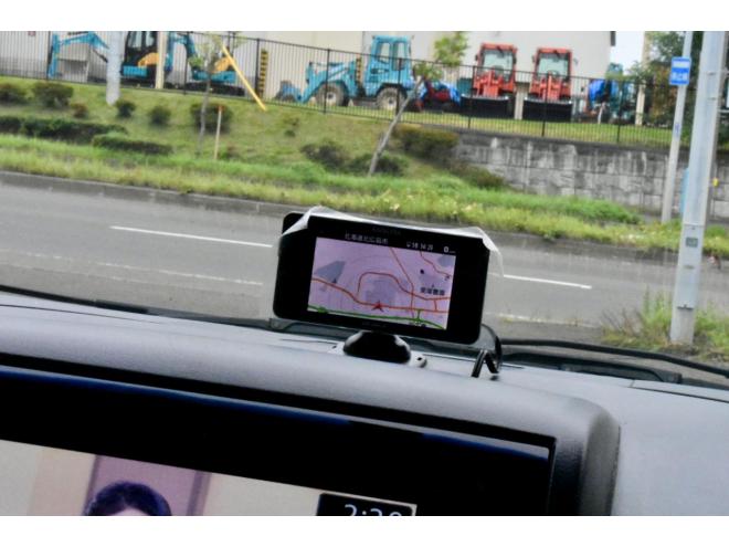 デリカD:5　4WD　新車外し専用ホイール／タイヤ　新品フロントガード　両側パワースライドドア　社外エンジンスターター