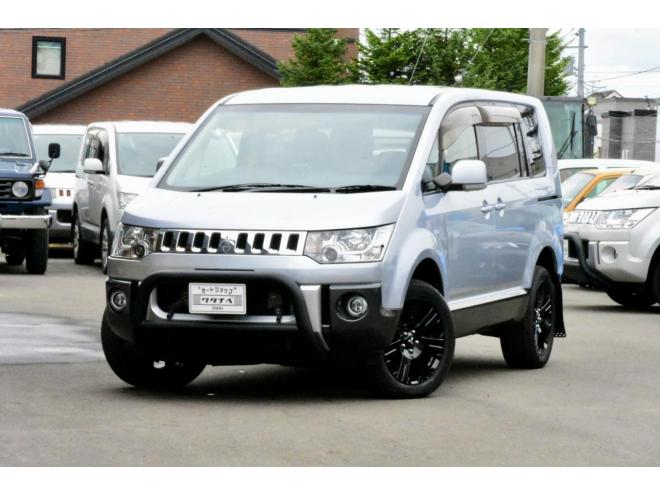 デリカD:5　4WD　新車外し専用ホイール／タイヤ　新品フロントガード　両側パワースライドドア　社外エンジンスターター