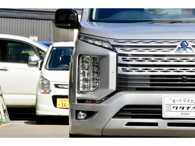 デリカD:5　4WD　本州仕入　Chamonix仕様　JAOSハンドルプロテクター　新車外しタイヤ／ホイール　両側電動スライドドア　社外ナビ／バックカメラ