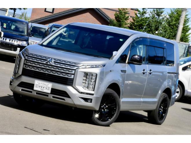 デリカD:5　4WD　本州仕入　Chamonix仕様　JAOSハンドルプロテクター　新車外しタイヤ／ホイール　両側電動スライドドア　社外ナビ／バックカメラ