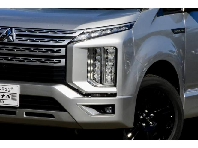 デリカD:5　4WD　本州仕入　Chamonix仕様　JAOSハンドルプロテクター　新車外しタイヤ／ホイール　両側電動スライドドア　社外ナビ／バックカメラ
