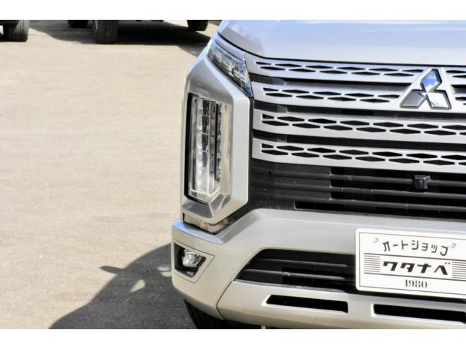 デリカD:5　4WD　本州仕入　Chamonix仕様　JAOSハンドルプロテクター　新車外しタイヤ／ホイール　両側電動スライドドア　社外ナビ／バックカメラ