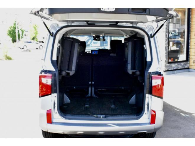 デリカD:5　4WD　本州仕入　Chamonix仕様　JAOSハンドルプロテクター　新車外しタイヤ／ホイール　両側電動スライドドア　社外ナビ／バックカメラ
