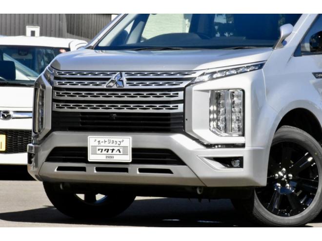 デリカD:5　4WD　本州仕入　Chamonix仕様　JAOSハンドルプロテクター　新車外しタイヤ／ホイール　両側電動スライドドア　社外ナビ／バックカメラ