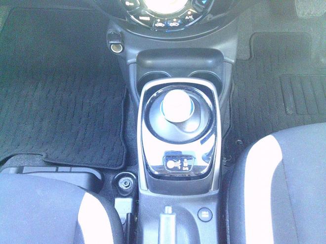 ノートe-パワーXFOUR 4WD 1200 5Dr