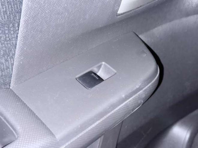 ステップワゴン2.0 G コンフォート セレクション 4WD　下廻防錆ナビBカメ 2000