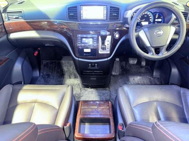 エルグランド3.5 350ハイウェイスター プレミアム 4WD　下廻防錆TVナビBカメ後席モニタETC 3500