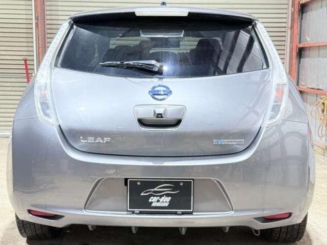 リーフ30kWh X　下廻防錆TVナビBカメETC夏冬タイヤ 2WD 不明