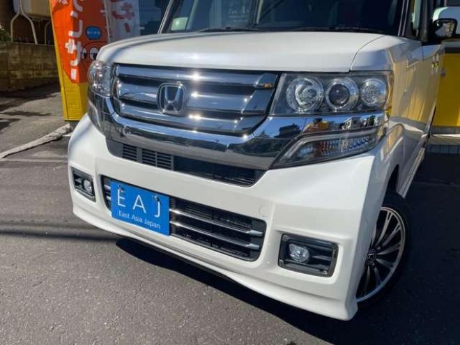 N-BOXカスタムG ターボSSパッケージ 4WD　1年走行距離無制限保証/両側パワースライドドア/Bluetooth/ナビ・フルセグTV/バックカメラ/純正ビルトインETC/前席シートヒーター/ハーフレザーシート/クルコン/車検整備2年付/修復歴無し/特別仕様車SSパッケージ 660