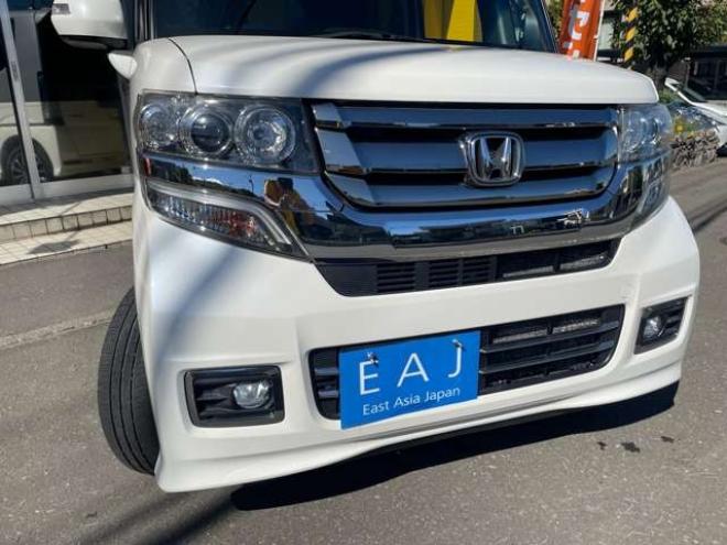 N-BOXカスタムG ターボSSパッケージ 4WD　1年走行距離無制限保証/両側パワースライドドア/Bluetooth/ナビ・フルセグTV/バックカメラ/純正ビルトインETC/前席シートヒーター/ハーフレザーシート/クルコン/車検整備2年付/修復歴無し/特別仕様車SSパッケージ 660