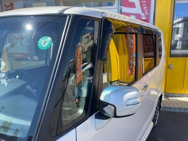 N-BOXカスタムG ターボSSパッケージ 4WD　1年走行距離無制限保証/両側パワースライドドア/Bluetooth/ナビ・フルセグTV/バックカメラ/純正ビルトインETC/前席シートヒーター/ハーフレザーシート/クルコン/車検整備2年付/修復歴無し/特別仕様車SSパッケージ 660