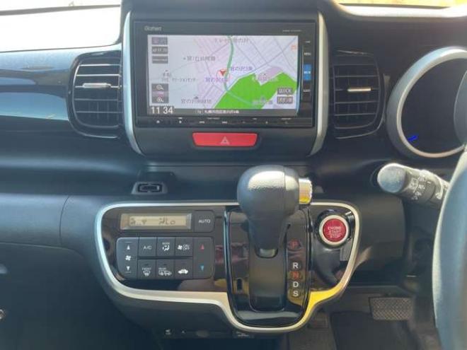 N-BOXカスタムG ターボSSパッケージ 4WD　1年走行距離無制限保証/両側パワースライドドア/Bluetooth/ナビ・フルセグTV/バックカメラ/純正ビルトインETC/前席シートヒーター/ハーフレザーシート/クルコン/車検整備2年付/修復歴無し/特別仕様車SSパッケージ 660