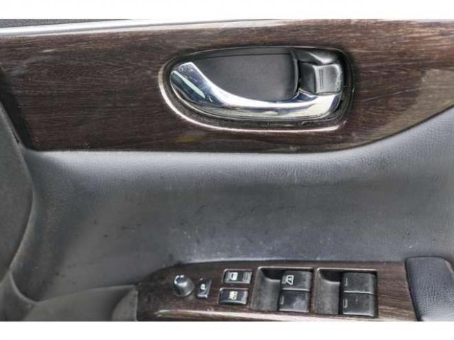 エルグランド2.5 250ハイウェイスター 4WD　検2年　両側電スラ　バックカメラ　ブルートゥース　自社　ローンカノウ 2500