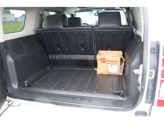 ハマーH3 ベースグレード　検R7/8　社外20インチ 正規輸入車 2WD 3500