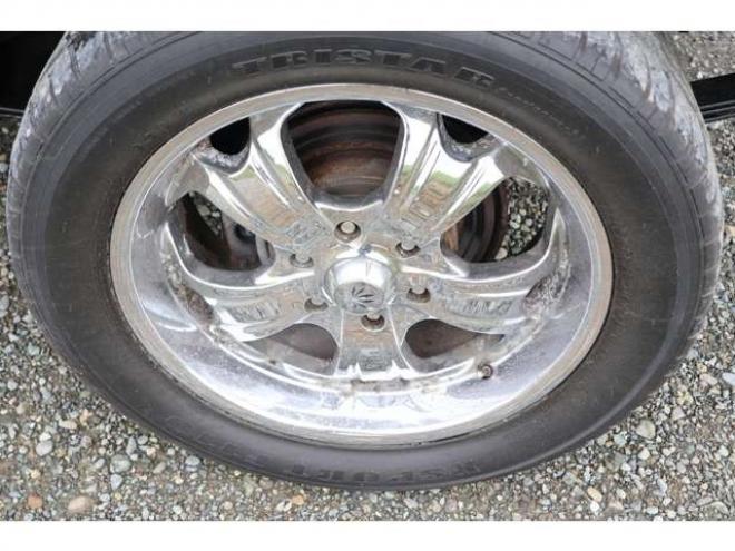 ハマーH3 ベースグレード　検R7/8　社外20インチ 正規輸入車 2WD 3500