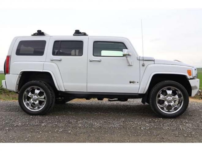 ハマーH3 ベースグレード　検R7/8　社外20インチ 正規輸入車 2WD 3500