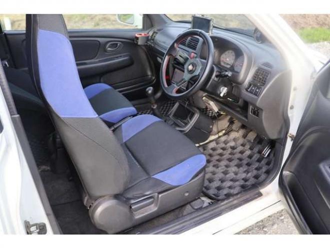 アルトワークス! RS/Z 4WD　検2年　MT　ターボ　自社　ローンカノウ 660