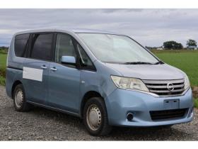 セレナ　2.0 20S チェアキャブ リフタータイプ 4WD　検二年　自社　ローンカノウ　福祉車両 2000