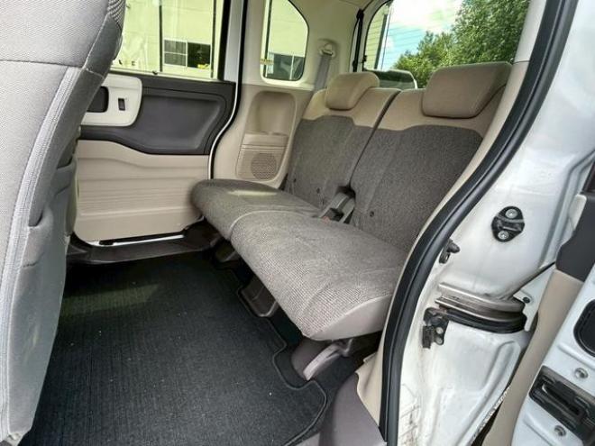 N-BOXＧ・Ｌホンダセンシング　ＥＴＣ　バックカメラ　両側スライド・片側電動　オートクルーズコントロール　レーンアシスト　衝突被害軽減システム　オートライト　スマートキー　電動格納ミラー　シートヒーター　ベンチシート　ＣＶＴ　ＥＳＣ 4WD 660 5Dr