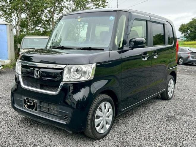 N-BOXＧ・Ｌホンダセンシング　４ＷＤ　ＥＴＣ　バックカメラ　両側スライド・片側電動　ナビ　クリアランスソナー　オートクルーズコントロール　レーンアシスト　オートライト　スマートキー　シートヒーター　ベンチシート　ＣＶＴ　ＥＳＣ 4WD 660 5Dr
