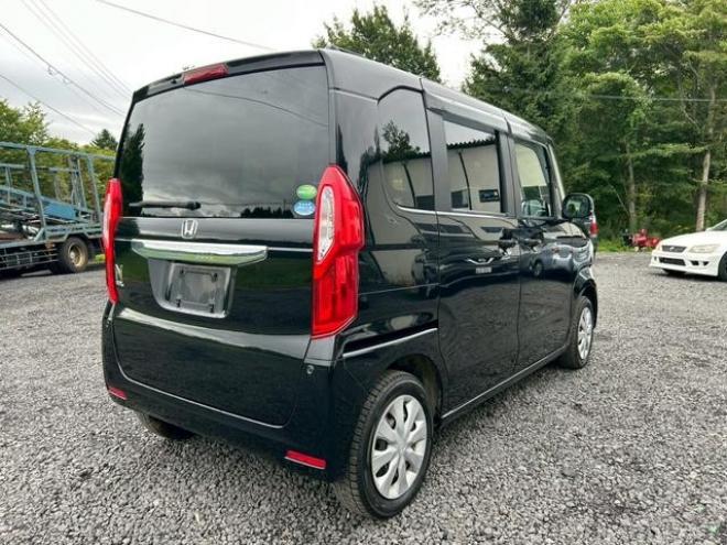 N-BOXＧ・Ｌホンダセンシング　４ＷＤ　ＥＴＣ　バックカメラ　両側スライド・片側電動　ナビ　クリアランスソナー　オートクルーズコントロール　レーンアシスト　オートライト　スマートキー　シートヒーター　ベンチシート　ＣＶＴ　ＥＳＣ 4WD 660 5Dr