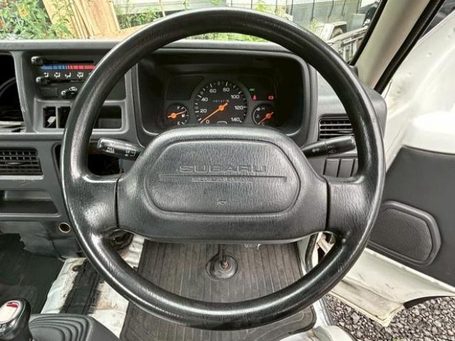 サンバートラック ＴＢ　４ＷＤ　ＭＴ　アルミホイール　運転席エアバッグ 4WD 660 2Dr