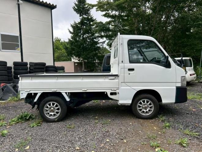 サンバートラック ＴＢ　４ＷＤ　ＭＴ　アルミホイール　運転席エアバッグ 4WD 660 2Dr