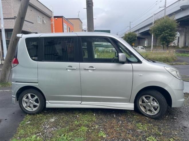 ソリオＸ　４ＷＤ　ナビ　ＴＶ　両側スライド・片側電動　スマートキー　シートヒーター　ＣＶＴ　アルミホイール　盗難防止システム　衝突安全ボディ　ＡＢＳ　エアコン　パワーステアリング　パワーウィンドウ 4WD 1200 5Dr