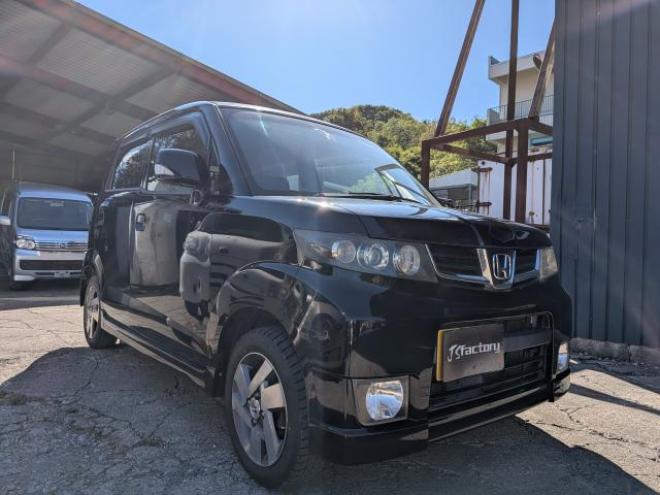 ゼストスパーク W  4WD 660 5Dr